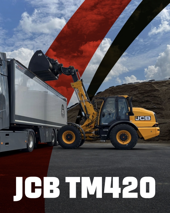 JCB TM420 laadmachine bij vrachtwagen geladen met hout.